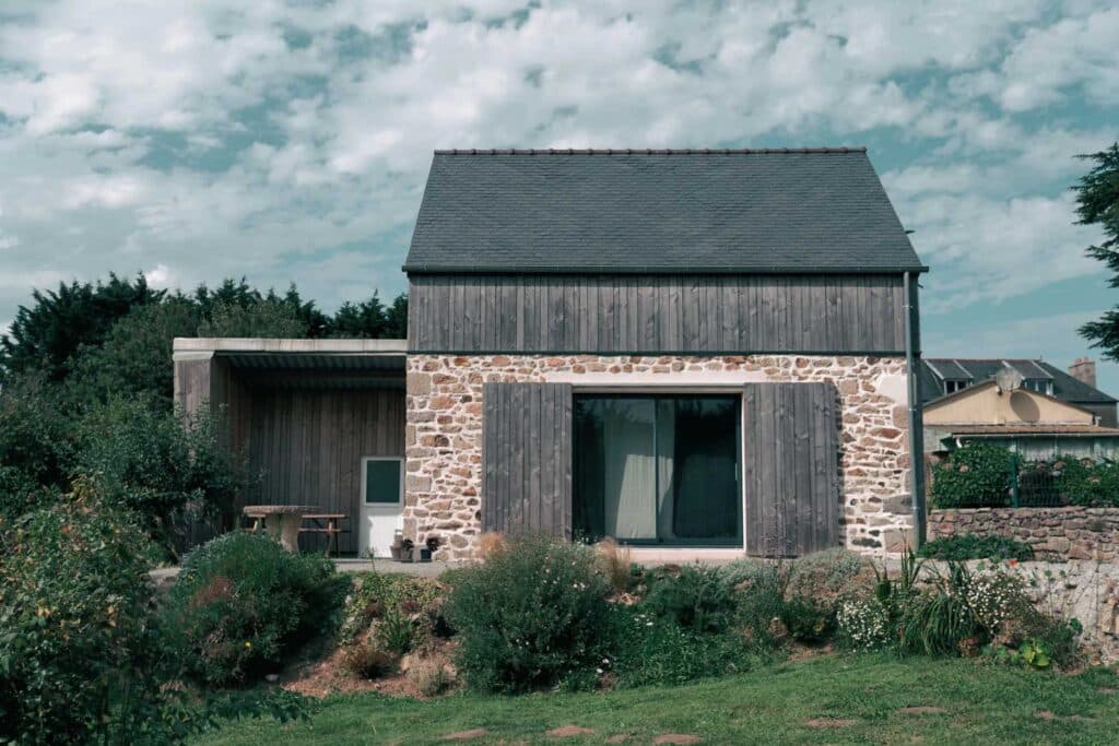 surelevation bois maison pierre breizh wood 4.jpg